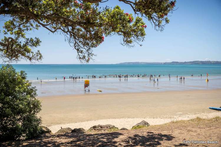 7D Edgewater Grove Orewa_20