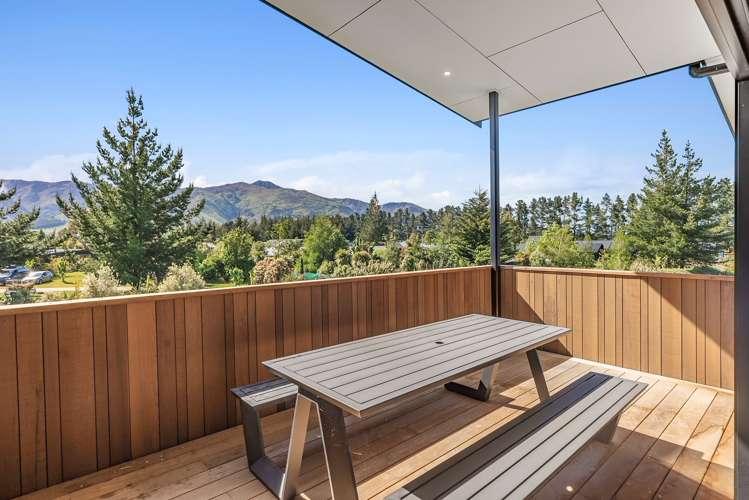 17 Sam John Place Lake Hawea_4