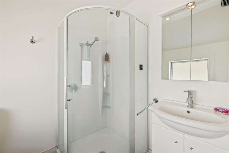 6 Menzies Street Sumner_13