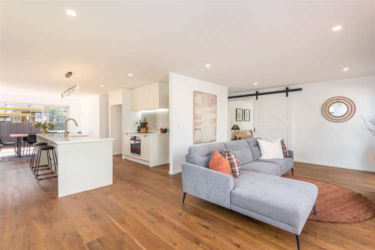 2/179 Weston Road Saint Albans_4