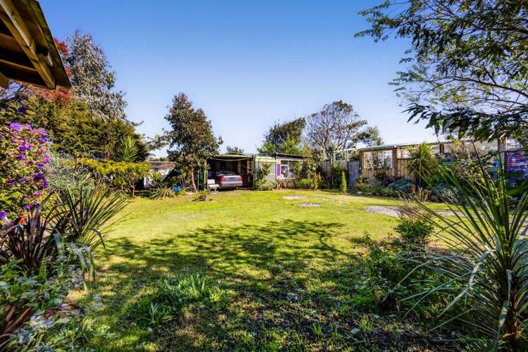 22 Mawhitiwhiti Road Normanby_47
