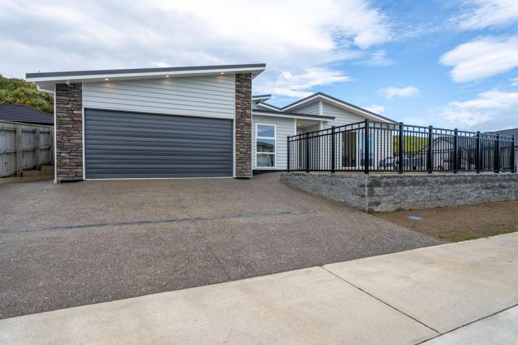 83 Queen Charlotte Drive Aotea_27