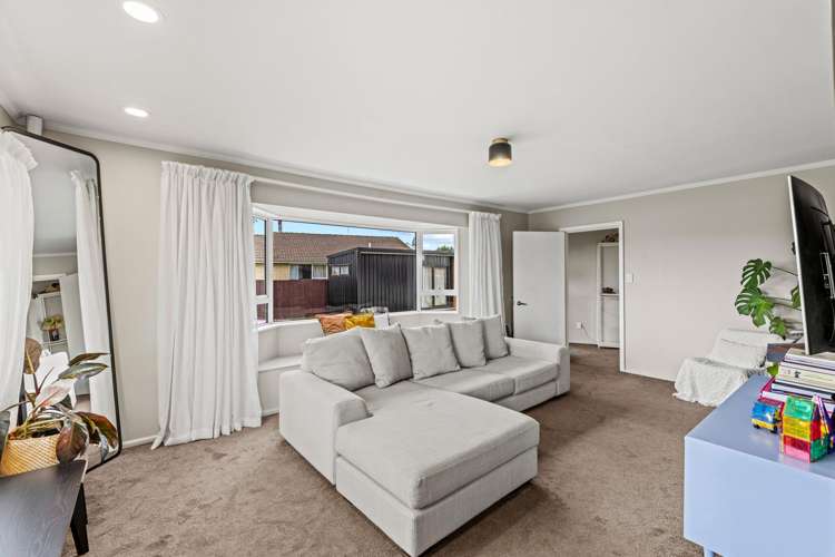 9 Fir Tree Lane Aranui_5