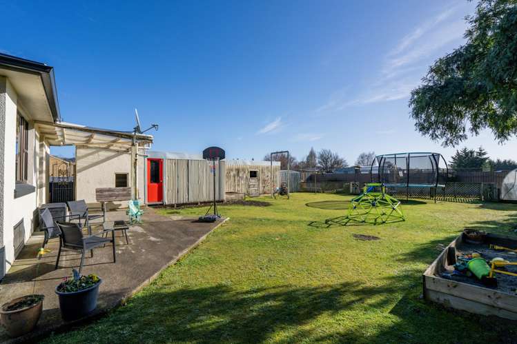 9 Russell Esplanade Otautau_19