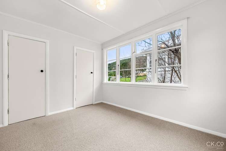 14 Buller Grove Naenae_7