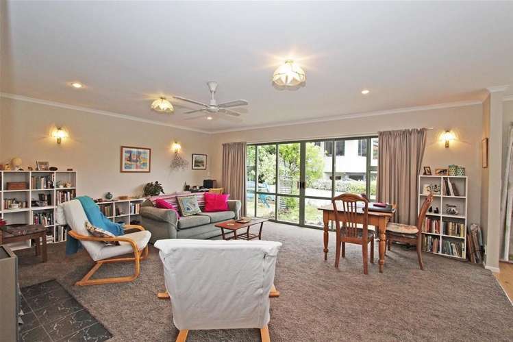 17 Idesia Grove Richmond_5