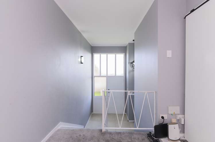 2 April Place Red Hill_14