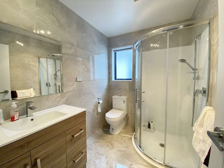 20 Tinaku Road Flat Bush_11