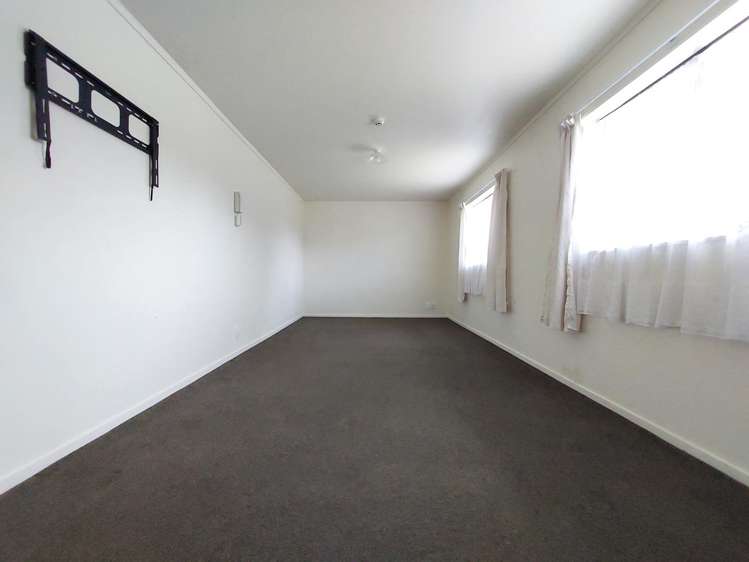 108 Amberley Avenue Highbury_16