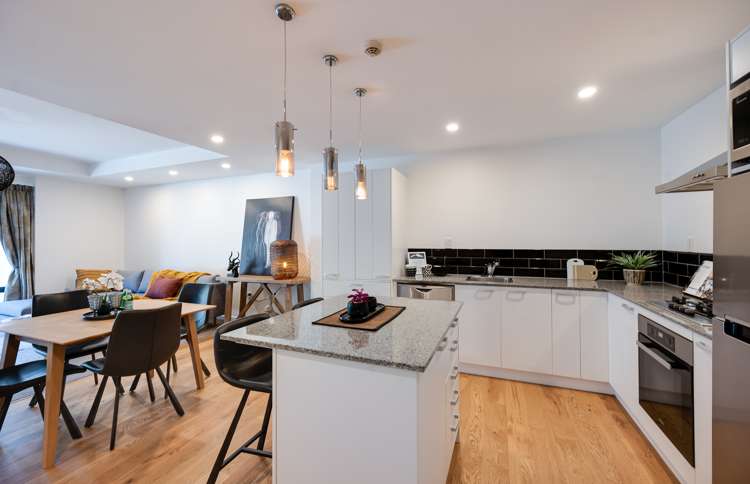 204/1 Beetham Street Queenstown_5