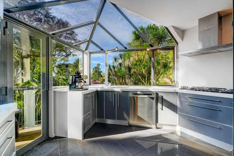 35 Park Road Titirangi_15