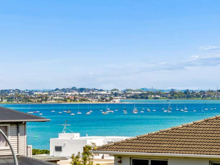 36 Waller Avenue Bucklands Beach_5