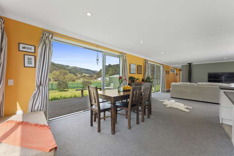 438 Whitemans Valley Road Whitemans Valley_6