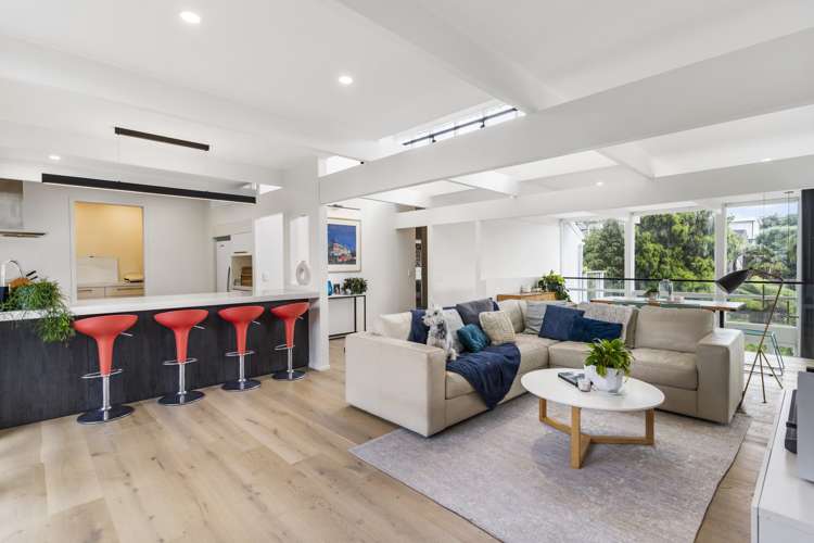 92 Parr Terrace Castor Bay_2