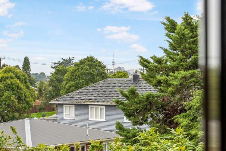 2/56 Blockhouse Bay Road Avondale_4