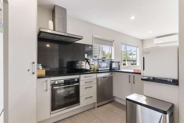 4/45a Swanson Road Henderson_1