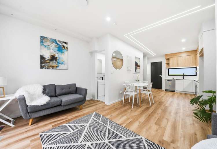 3/5 Richard Road Mangere_8