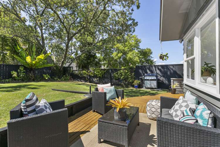 68 Hilling Street Titirangi_10