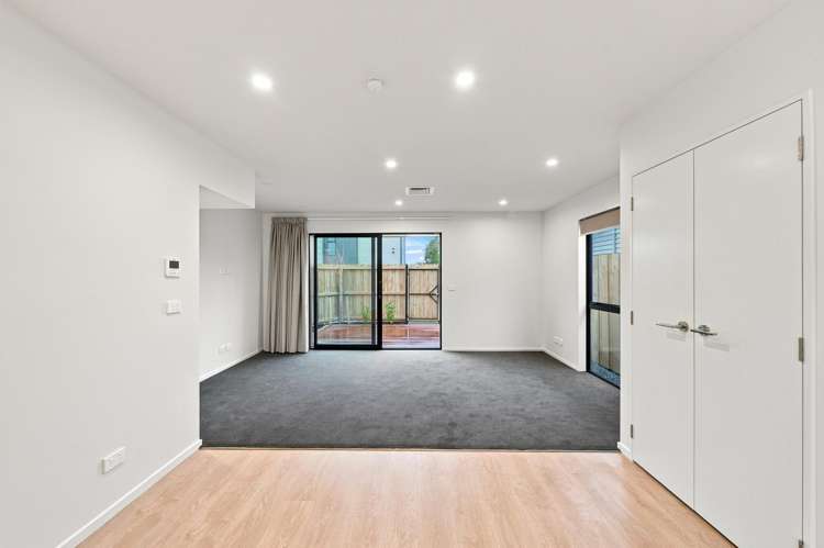 2/9 Frankleigh Street_4