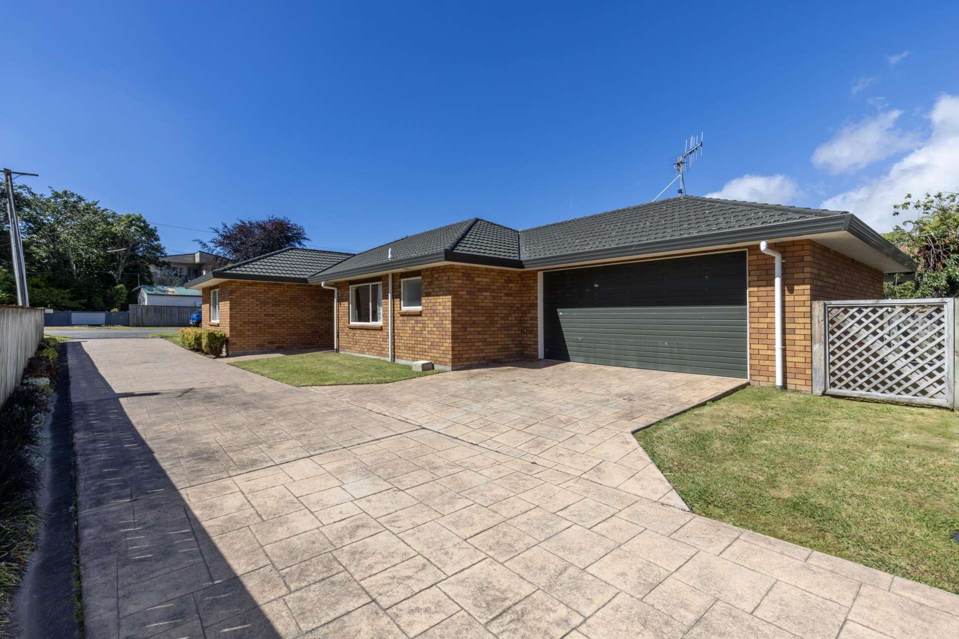 22 Kowhai Grove Raumati Beach_0