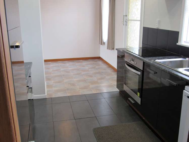 4/42 Egmont Street Hawera_9