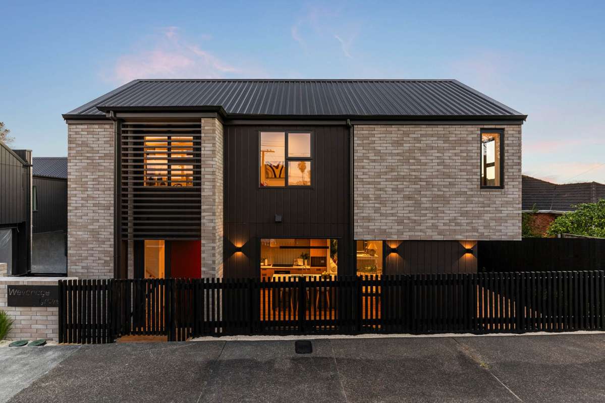 28 Weybridge Crescent_0