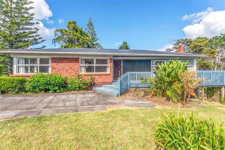 28 Cheriton Road Mellons Bay_1