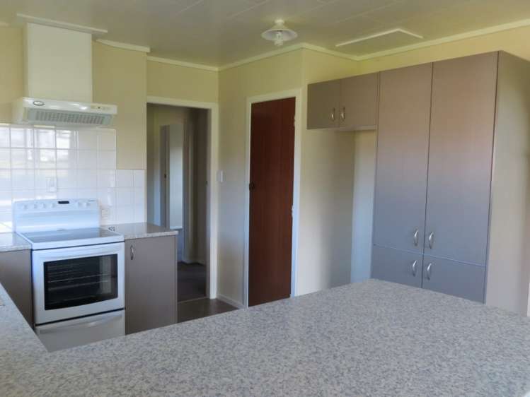 77 Stanley Avenue Te Aroha_5