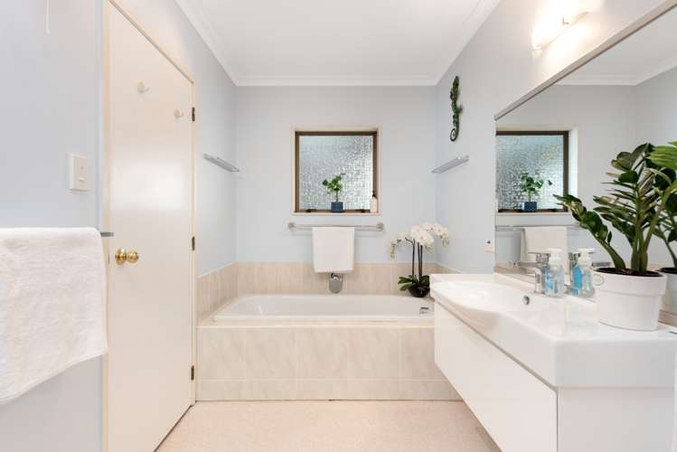 4 Rangataua Street Welcome Bay_6