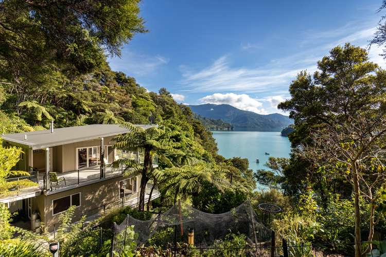 1703 Kenepuru Road Kenepuru Sound_0