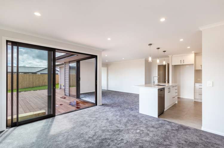 18 Tawhai Crescent Wharewaka_8