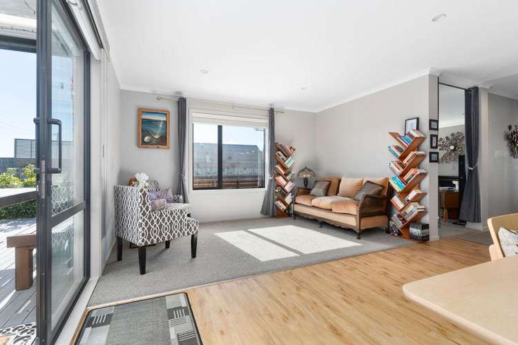 2 Devon Lane_4