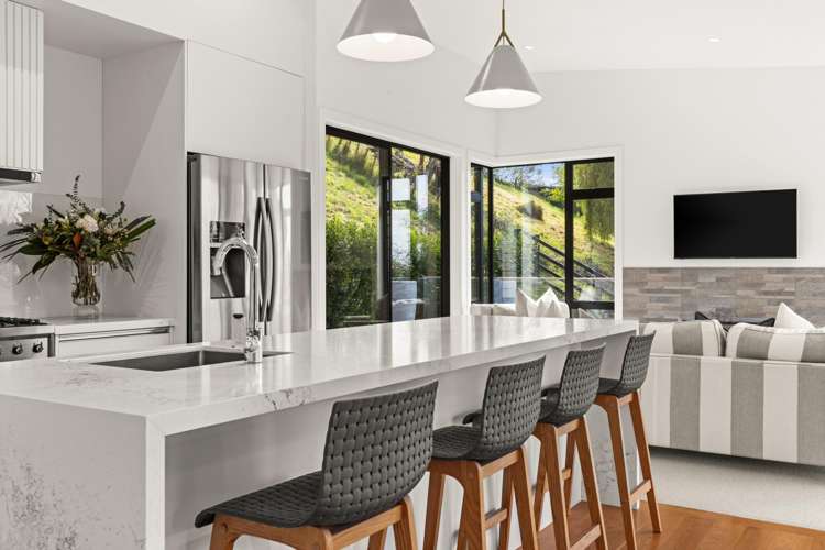 22B Churchill Drive_3