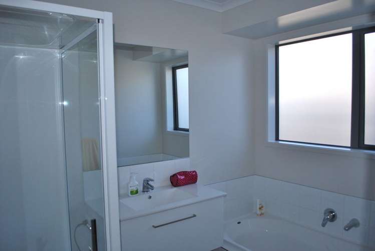 2 Shipton Court Lower Shotover_6