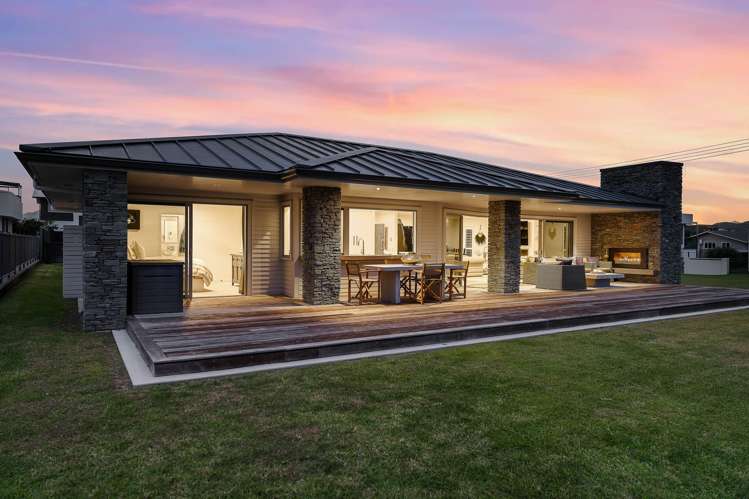 209 Beach Road Whangamata_21