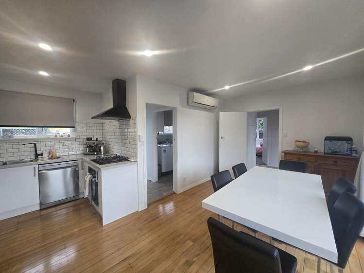 10 Lucienne Place Hillsborough_4