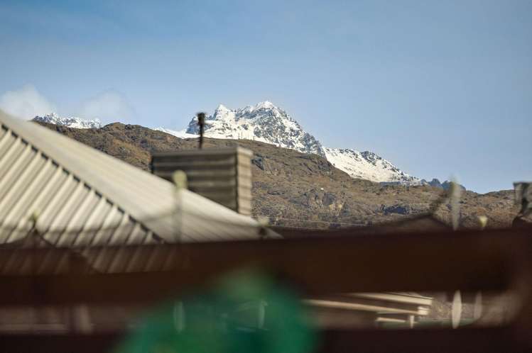 4 Banbury Terrace Lower Shotover_16