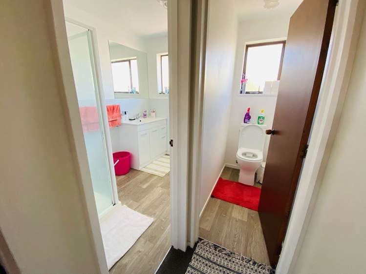 2/6 Pyatt Place Redwood_3