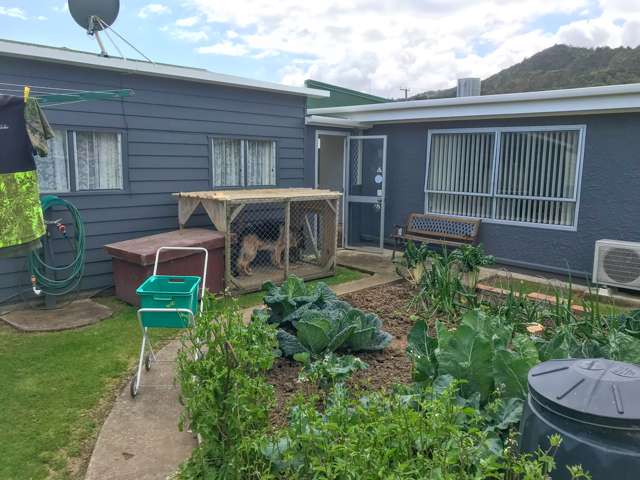 19 West Crescent Te Puru_1