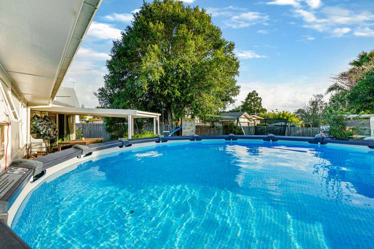 26 Fairdale Place Birkdale_10