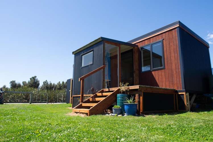 19 Monkey Island Road_2