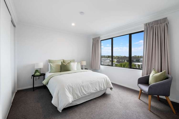 18 Taikura Avenue Red Beach_14