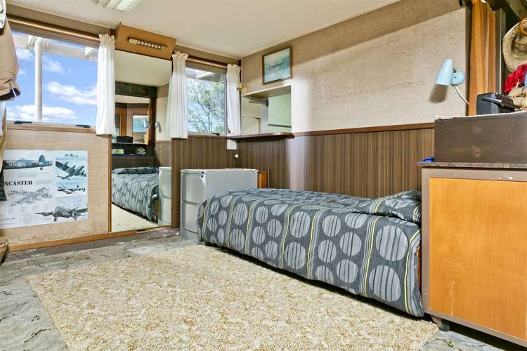 191 Beach Road Castor Bay_16