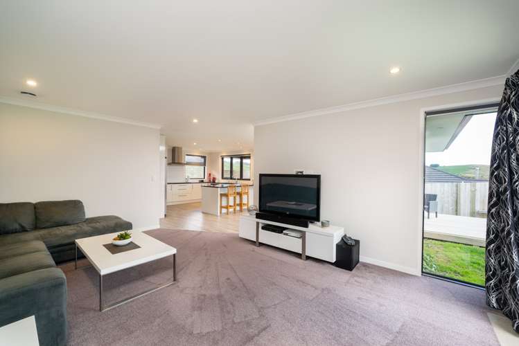 199 Ballintoy Park Drive Welcome Bay_6