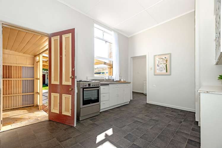 433 Palmerston Road Gisborne Central_9