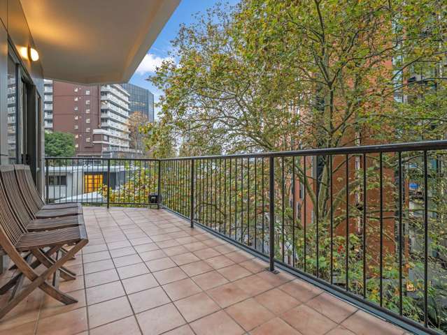 Inner City Lifestyle at Whitaker Park Central