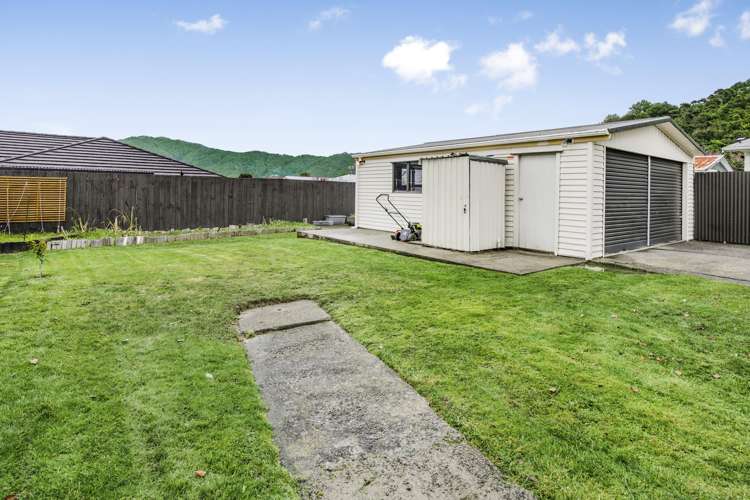 8 Rakaia Grove Wainuiomata_16