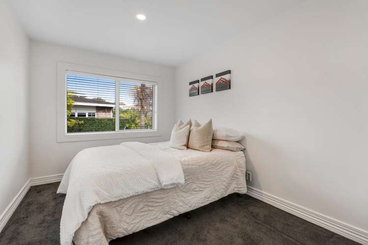 57 Esther Place Red Beach_13