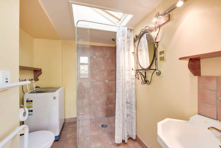 5 Shakespeare Walk The Wood_6