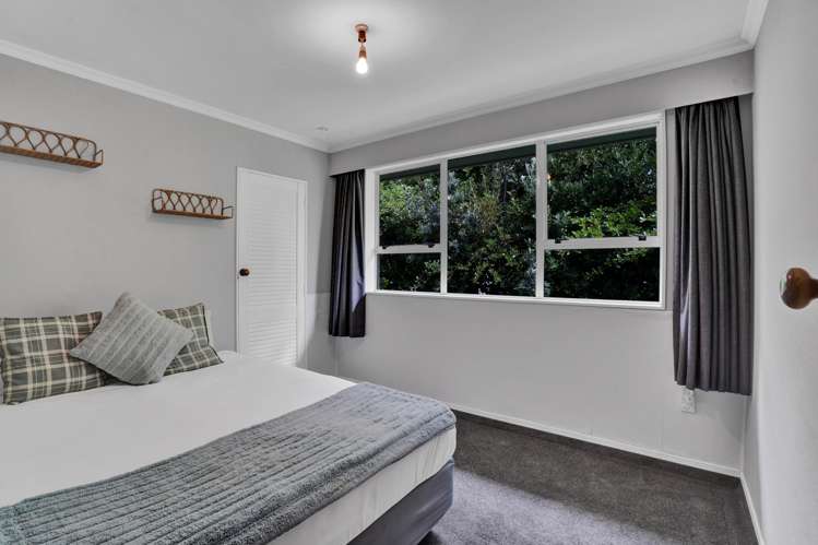 14 Heaphy Road Opunake_17